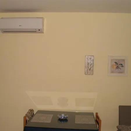 Apartment Vala